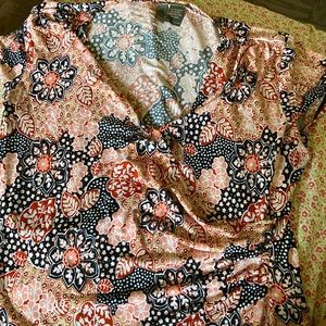 Flower print shirt size large made by sere nade